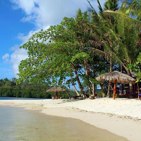 Blue Bay Divers Likupang Bangka Εξωτερικό φωτογραφία