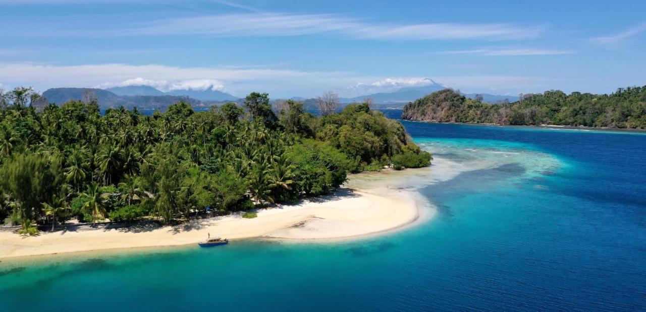 Blue Bay Divers Likupang Bangka Εξωτερικό φωτογραφία