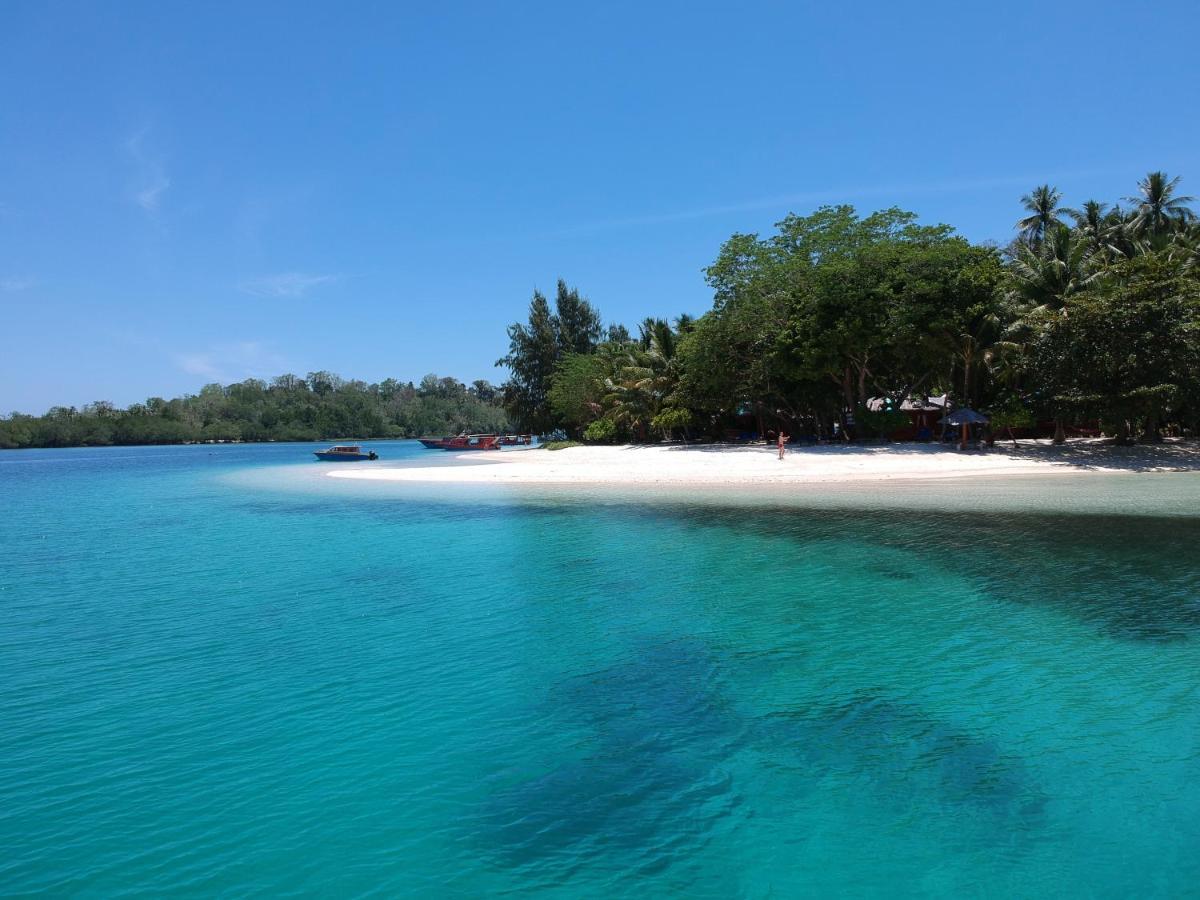 Blue Bay Divers Likupang Bangka Εξωτερικό φωτογραφία
