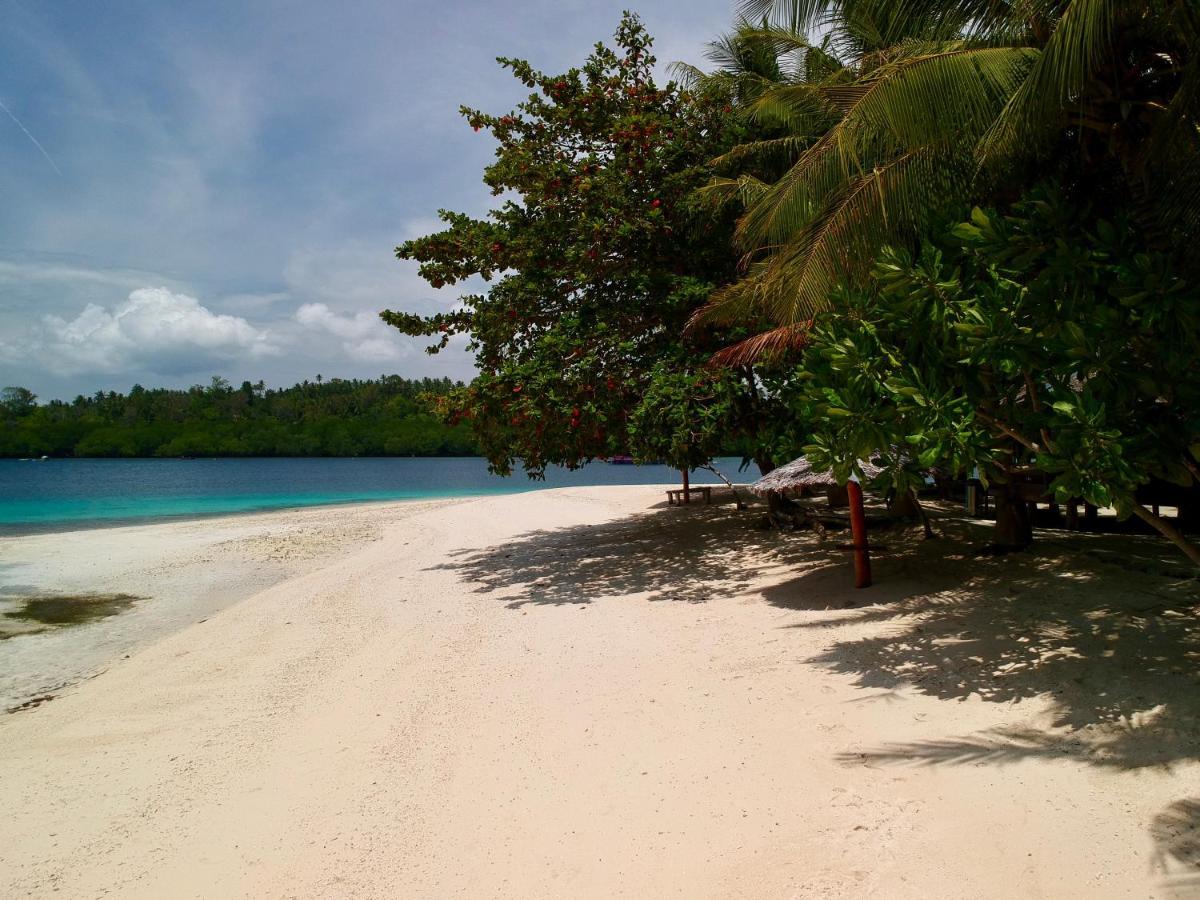 Blue Bay Divers Likupang Bangka Εξωτερικό φωτογραφία