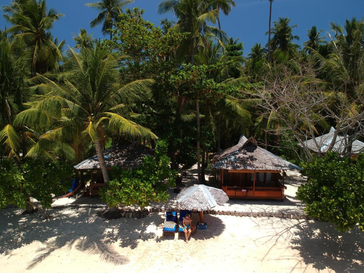 Blue Bay Divers Likupang Bangka Εξωτερικό φωτογραφία